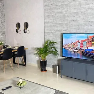 Apartment Yas Amazon 1Br Apartment Yas Island, Abu Dhabi